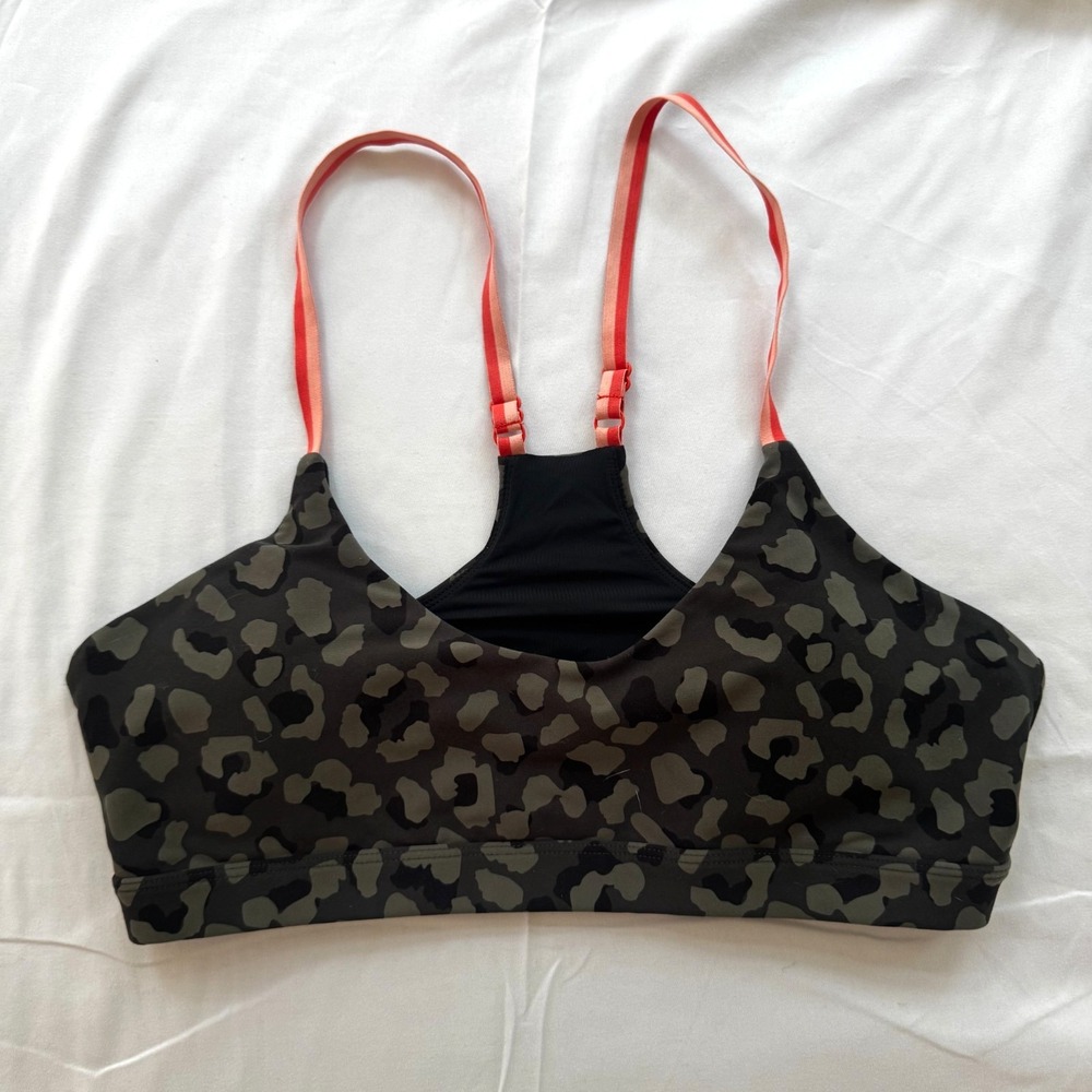 Sarah's Day x White Fox Active SDX WFA Camo Sports Bra Size M Removable Padding